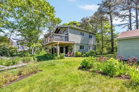 128 Whippoorwill Cir, Mashpee, MA 02649 photo 4
