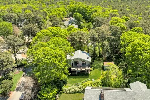 128 Whippoorwill Cir, Mashpee, MA 02649 photo 34