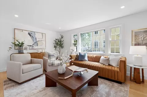 22 Park St #A, Wakefield, MA 01880