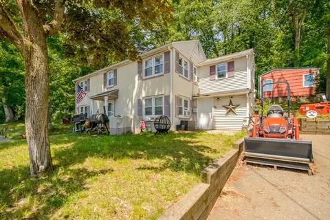 46 Central Ave #2, Ayer, MA 01432