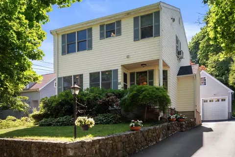 25 Kendall Rd, Lexington, MA 02421