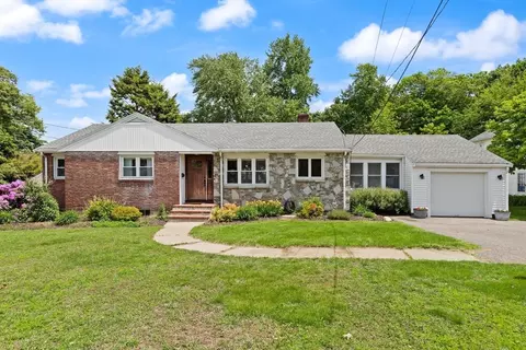 Exterior - 178 Webster St, Needham, MA 02494 photo 2 of 8