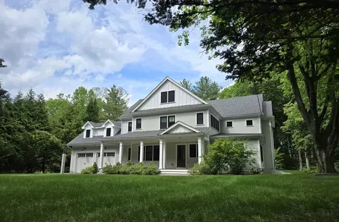 135 Williams Rd, Concord, MA 01742