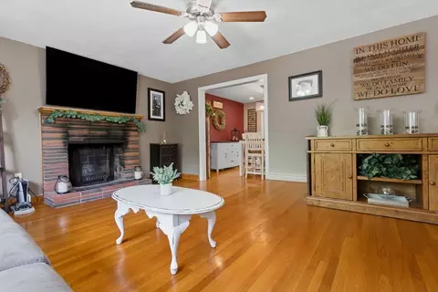 79 Martin Rd, Reading, MA 01867 photo 5