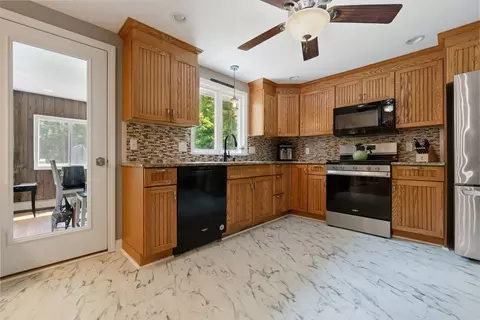 79 Martin Rd, Reading, MA 01867 photo 7