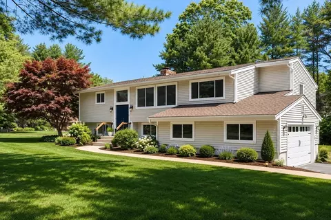 9 Merifield Ln, Natick, MA 01760
