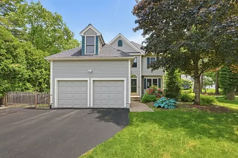 6 Oakwood Ct, Framingham, MA 01701