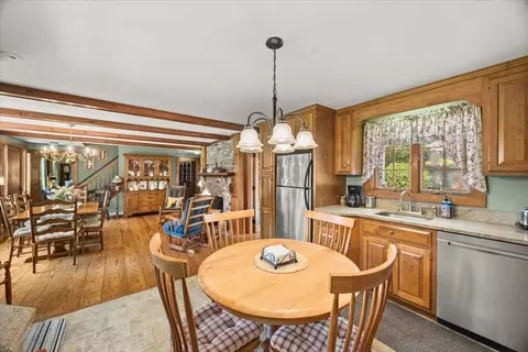 71 E Main St, Middleboro, MA 02346 photo 11