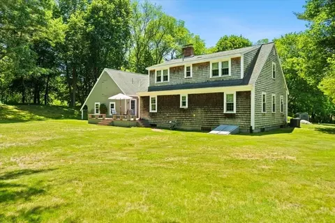 71 E Main St, Middleboro, MA 02346 photo 5