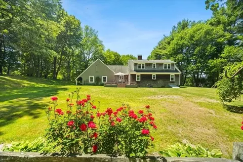 71 E Main St, Middleboro, MA 02346 photo 6