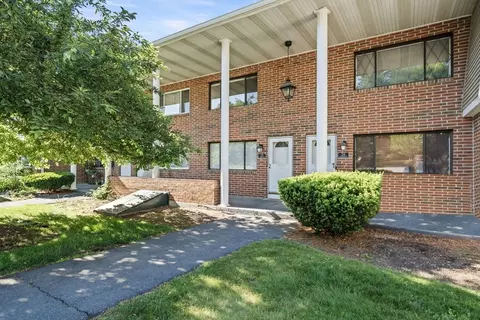 25 Farrwood Dr #25, Haverhill, MA 01835
