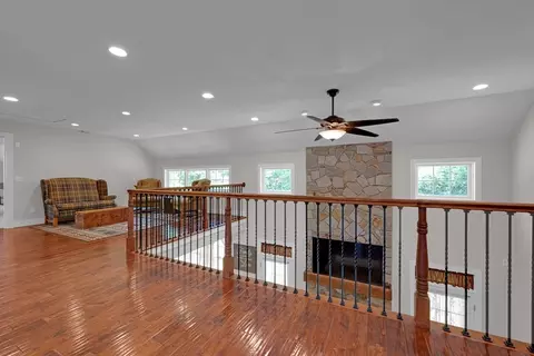 Entry Way - 59 James Rd, Ware, MA 01082 photo 4 of 7