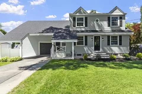 42 Parker St, North Andover, MA 01845