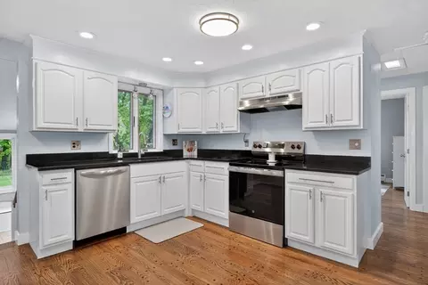 31 Mount View Dr, Clinton, MA 01510 photo 6