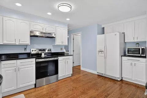 31 Mount View Dr, Clinton, MA 01510 photo 5
