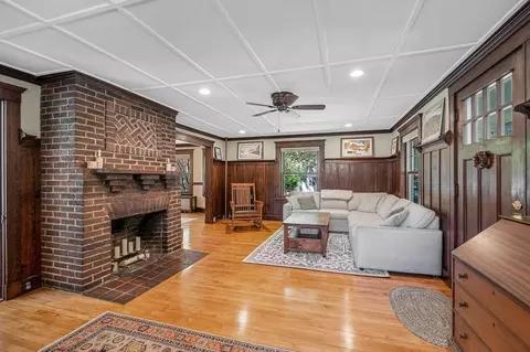 18 Wells Rd, Reading, MA 01867 photo 3