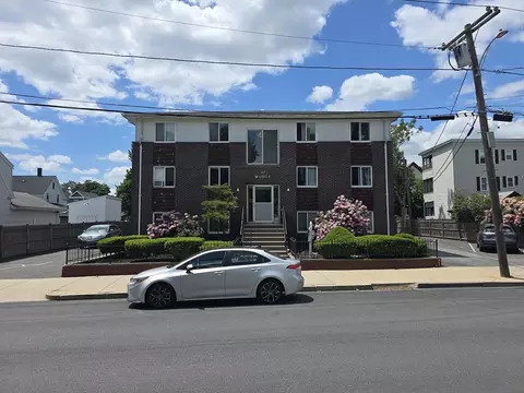 70 Mudge St #19, Lynn, MA 01902