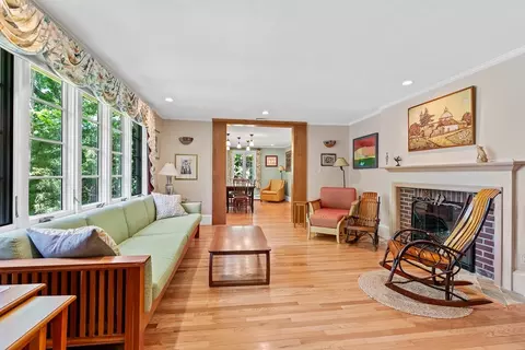 42 Temple Rd, Wellesley, MA 02482 photo 5