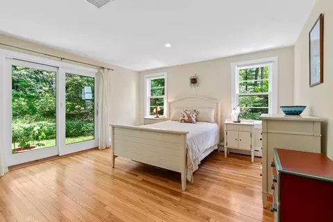 42 Temple Rd, Wellesley, MA 02482 photo 16