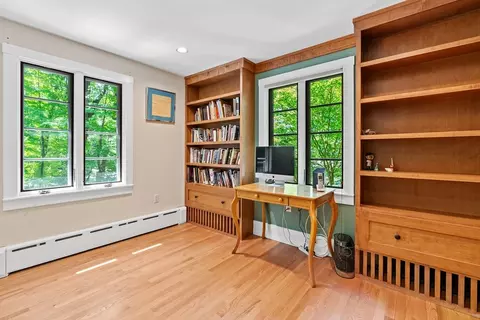 42 Temple Rd, Wellesley, MA 02482 photo 4