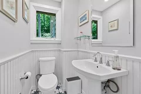 42 Temple Rd, Wellesley, MA 02482 photo 11