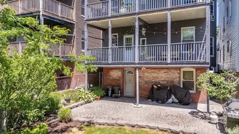 725 E 3rd St, Boston, MA 02127 photo 38