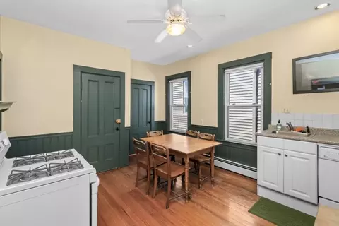 725 E 3rd St, Boston, MA 02127 photo 31