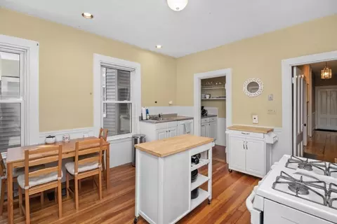 725 E 3rd St, Boston, MA 02127 photo 23