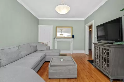 725 E 3rd St, Boston, MA 02127 photo 19