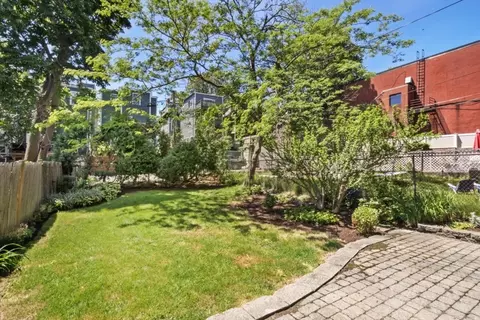 725 E 3rd St, Boston, MA 02127 photo 3