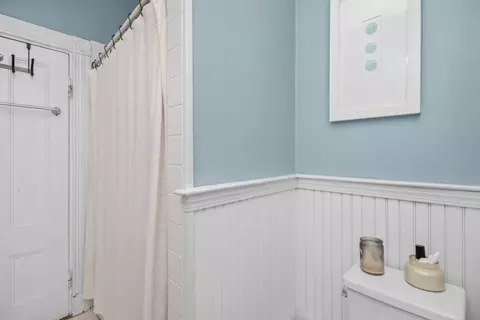 725 E 3rd St, Boston, MA 02127 photo 26