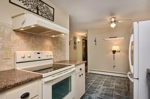 20 Cook Rd, Easthampton, MA 01027 photo 6