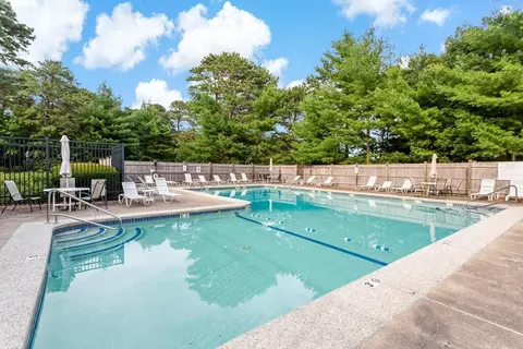Exterior - 90 Shellback Way #90, Mashpee, MA 02649 photo 9 of 10