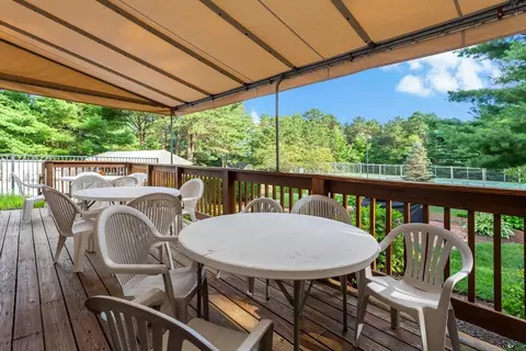 Exterior - 90 Shellback Way #90, Mashpee, MA 02649 photo 8 of 10