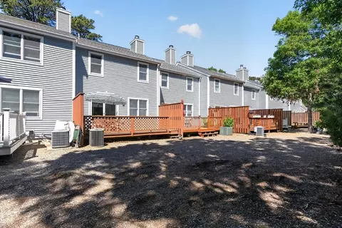 Exterior - 90 Shellback Way #90, Mashpee, MA 02649 photo 4 of 10