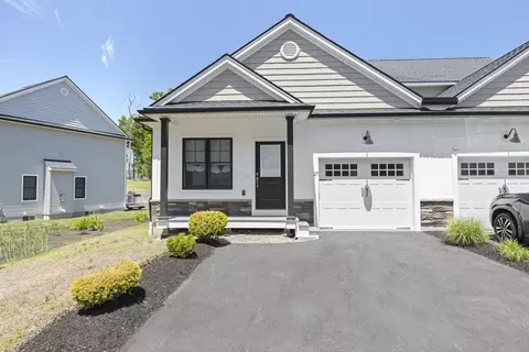 27 Compass Point Dr #27, Douglas, MA 01516