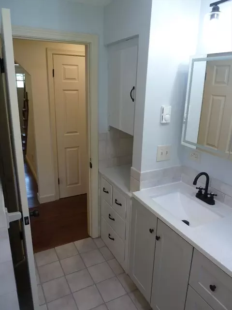 Bath - 7 Dugan Rd, Ware, MA 01082 photo 3 of 4