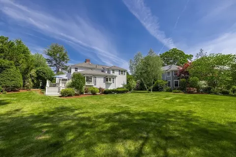 Exterior - 212 Broad Meadow Rd, Needham, MA 02492 photo 2 of 8