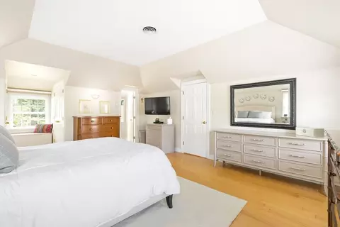 Bedroom - 212 Broad Meadow Rd, Needham, MA 02492 photo 2 of 5