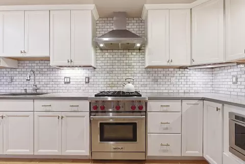 881 E 2nd St #10, Boston, MA 02127 photo 6