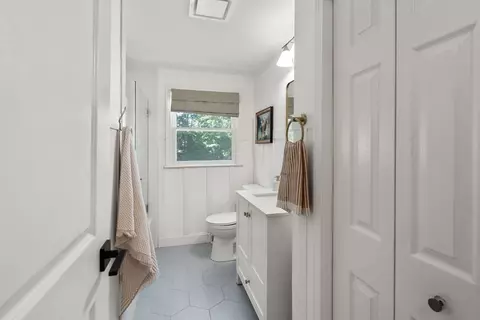 Bath - 63 Massasoit Ln, Hanover, MA 02339 photo 1 of 3