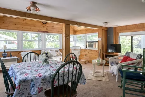 Dining - 33 Kingwood St, Wareham, MA 02571 photo 2 of 2