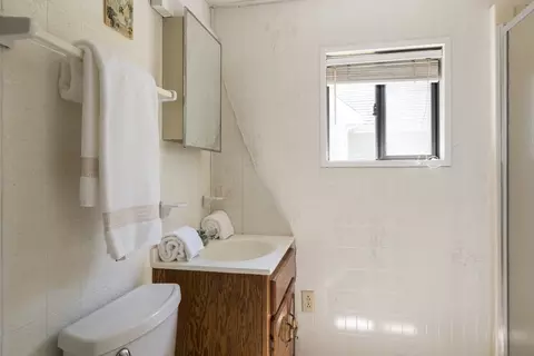 Bath - 33 Kingwood St, Wareham, MA 02571 photo 1 of 1