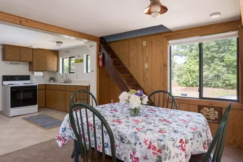 Dining - 33 Kingwood St, Wareham, MA 02571 photo 1 of 2