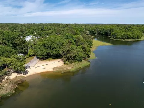 View/Area - 33 Kingwood St, Wareham, MA 02571 photo 7 of 10