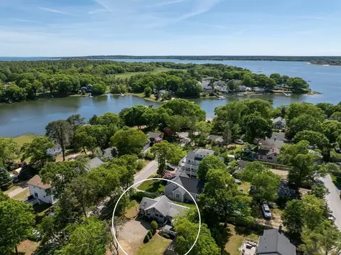 View/Area - 33 Kingwood St, Wareham, MA 02571 photo 5 of 10