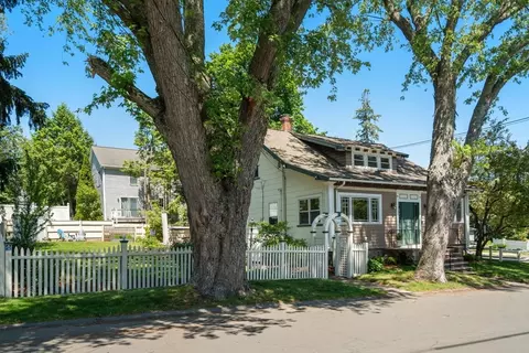 3 Chase Ave, Lexington, MA 02421 photo 3
