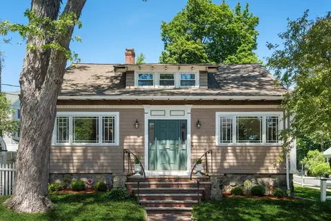 3 Chase Ave, Lexington, MA 02421