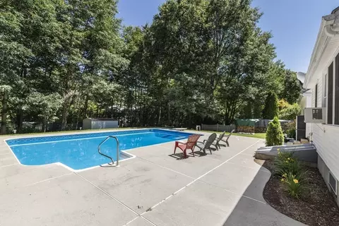 6 Spring St, Douglas, MA 01516 photo 7