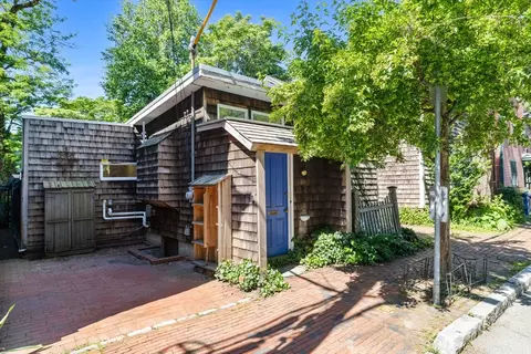 410 Franklin St, Cambridge, MA 02139